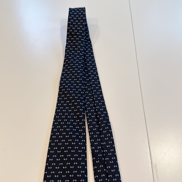 Boss Men’s Tie - Picture 3 of 4